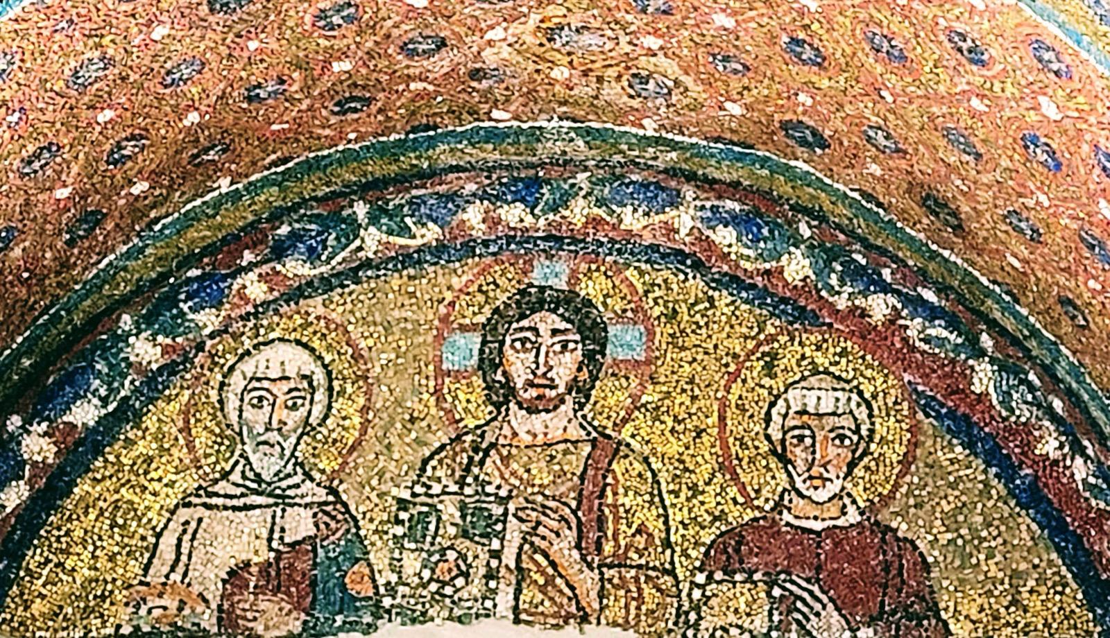 This image shows a 9th-century mosaic depicting Christ Pantocrator amongst the saints in the Chapel of Saint Zeno within the Basilica of Saint Praxedes in Rome